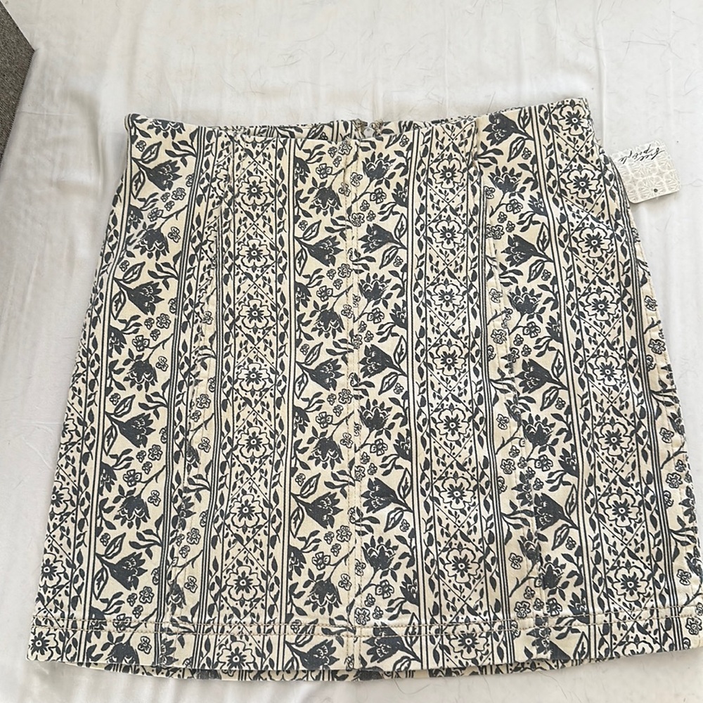 Free people floral skirt